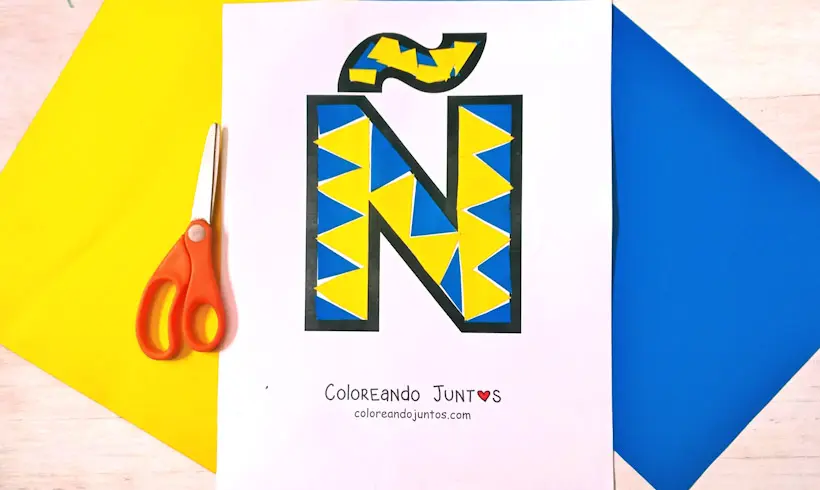 Dessin de la lettre Ñ colorié par Colorions Ensemble